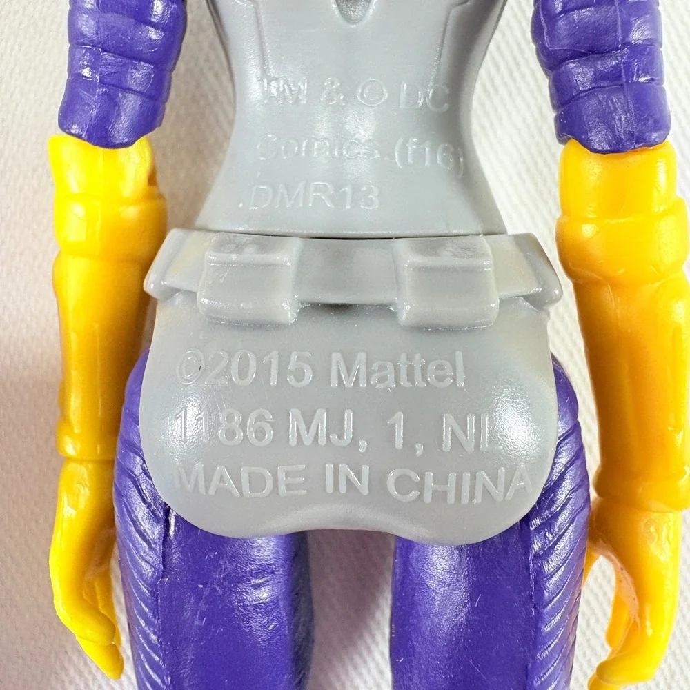 Mattel DC Super Hero Girls Action Figures 6in Wonder Woman Poinson‎ Ivy Batgirl